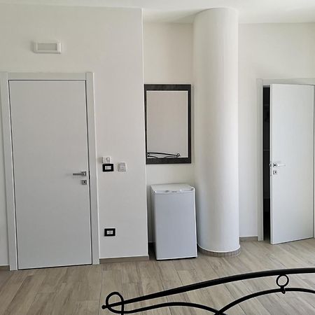 B&B Tra Scirocco E Tramontana Gallipoli Ruang foto