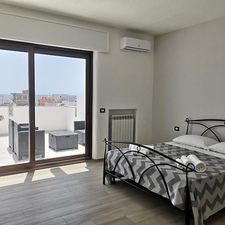 B&B Tra Scirocco E Tramontana Gallipoli Bagian luar foto
