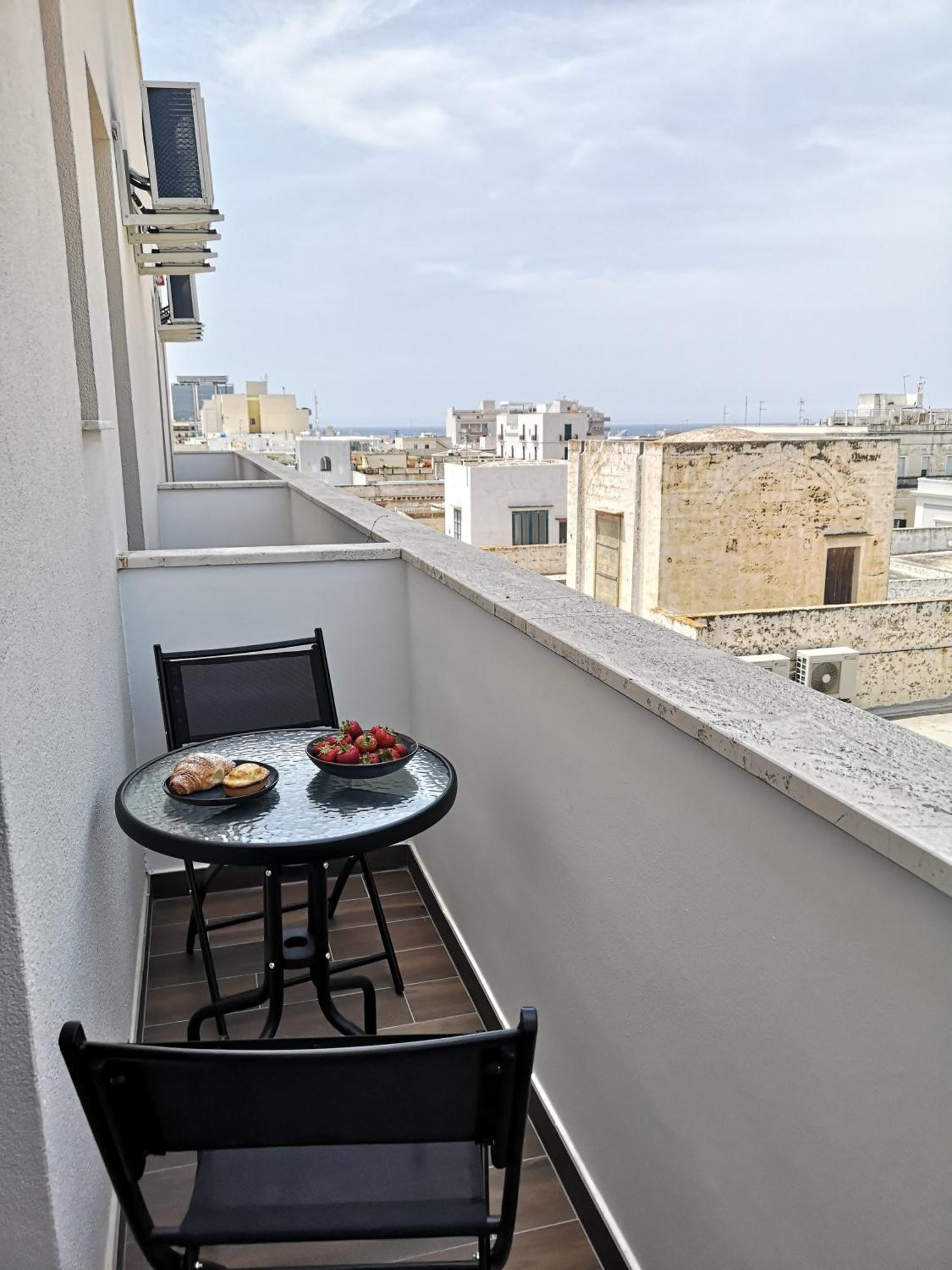 B&B Tra Scirocco E Tramontana Gallipoli Ruang foto